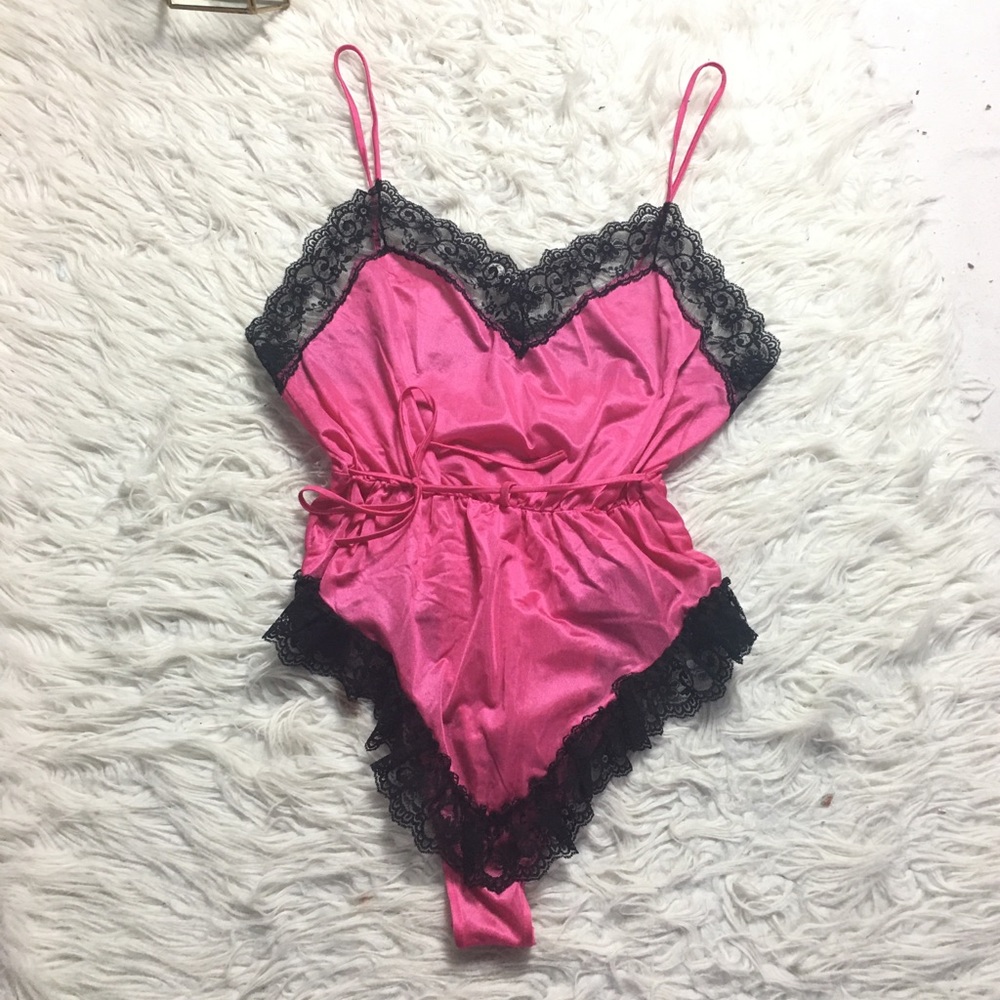 JC Penney Pink Black Lace Bodysuit Size Medium